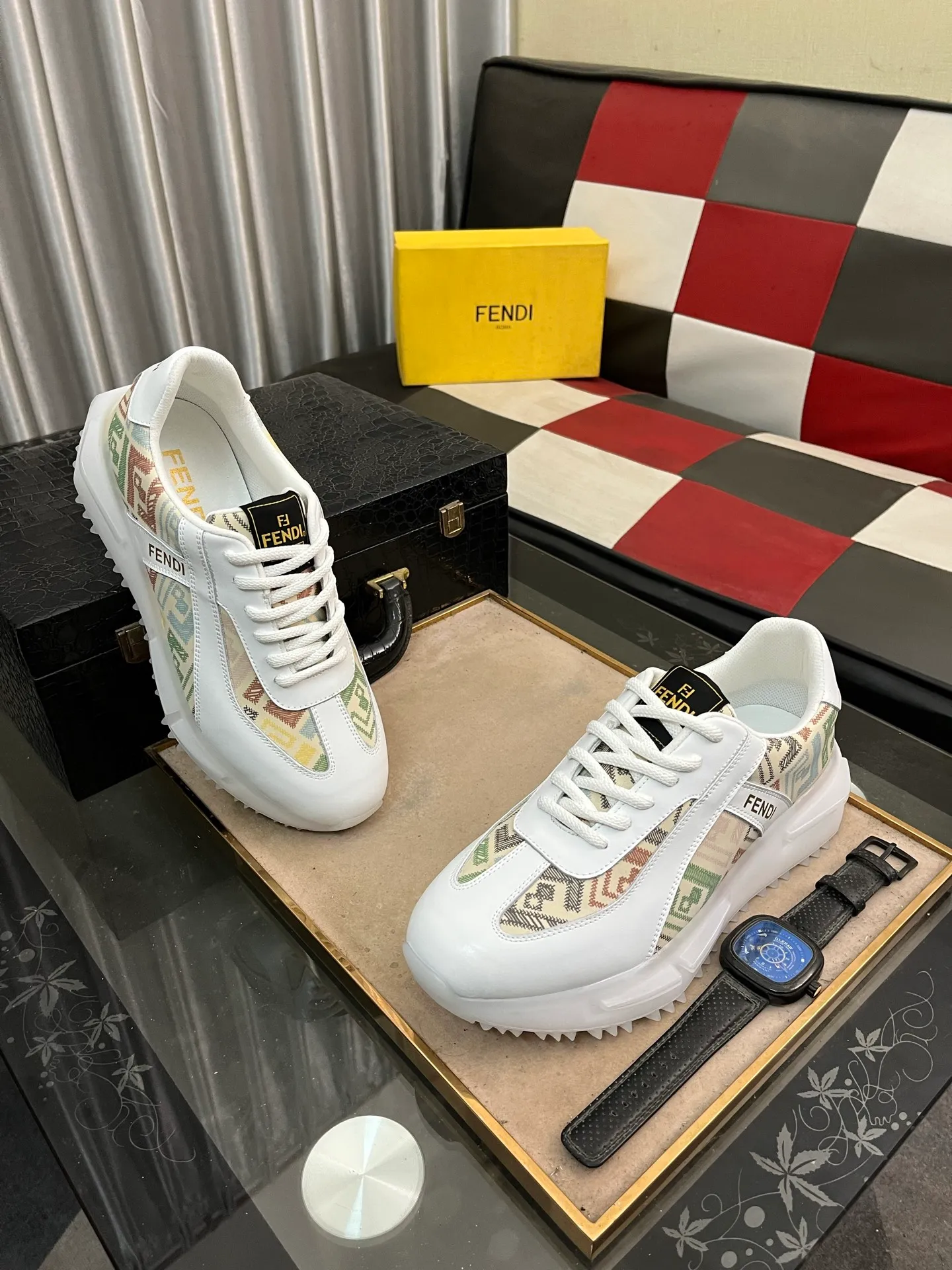 Men's Men's Shoes💰458⌚️⌚️Fendi [Fendi] men's new high-top casual shoes are on the market🔥The shoe body is made of brand-specific embossed leather, pigskin lining, breathable and does not cover the feet! Fashionable casual shoes 🙈Super light and wear-resistant outsole👣 Available in two colors, sizes 38-44